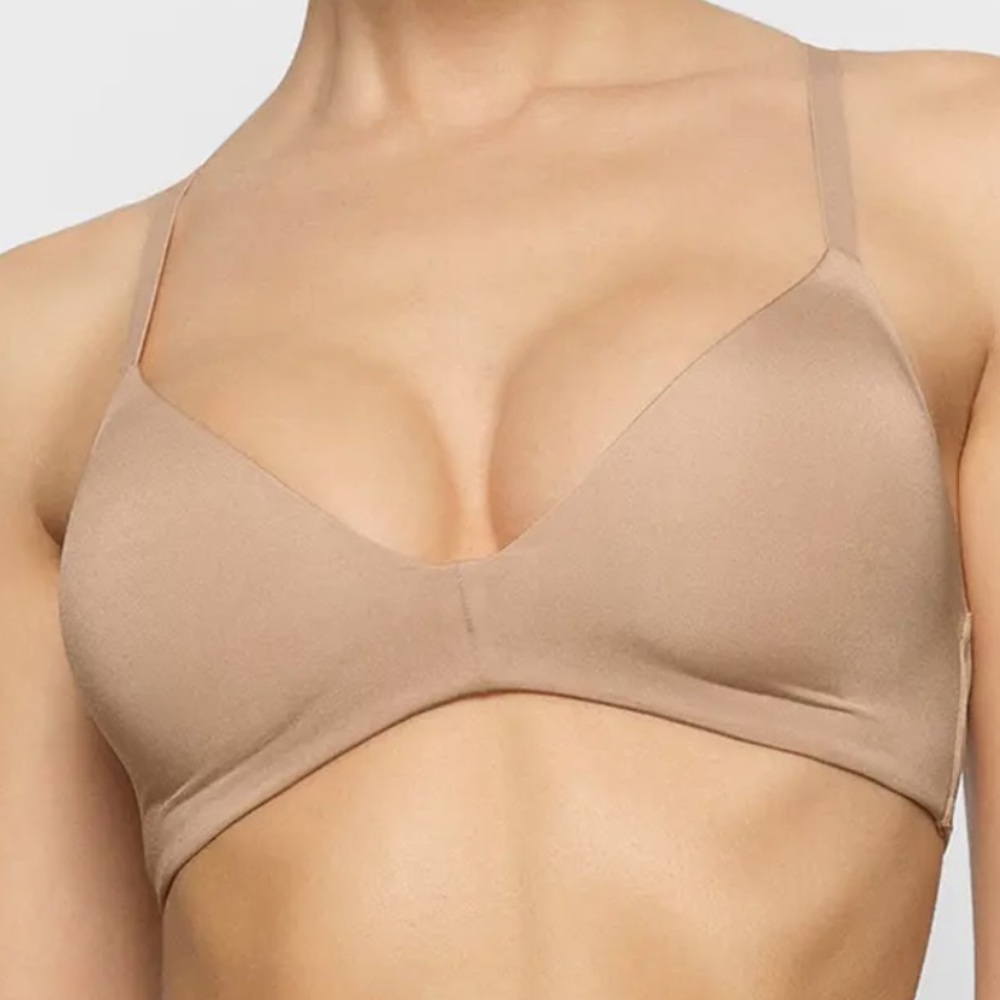 SKIMS WIRELESS FORM T-SHIRT BRA - NWOT